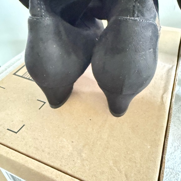 BERNARDO suede black tall knee boots 8.5 NEW kitten‎ heel - Picture 5 of 10